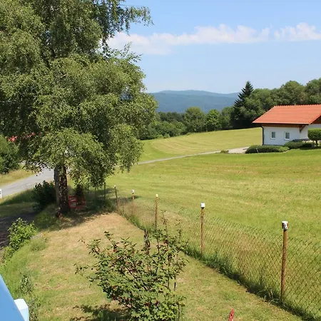 Pensionat Haus Sonnenberg 3*
